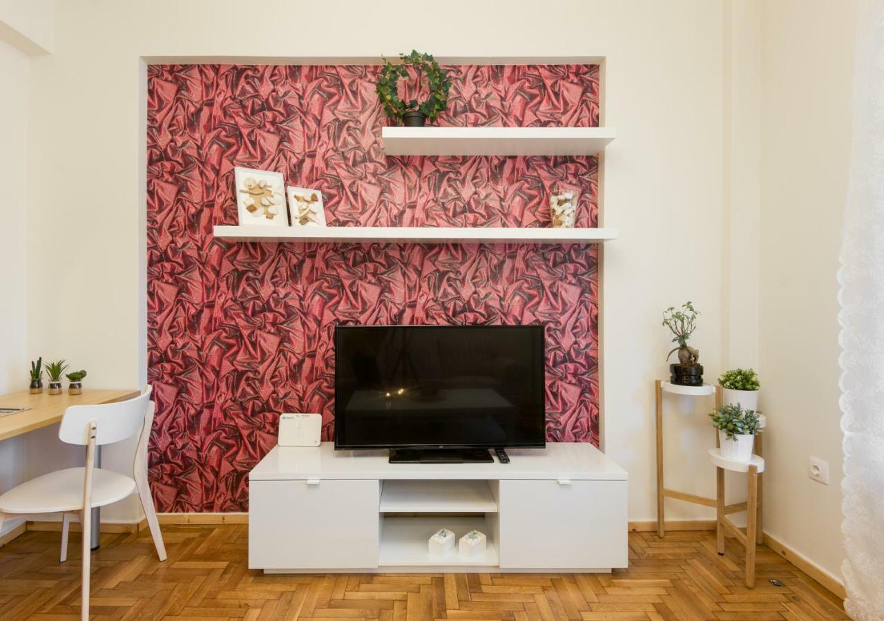 White Tower 1 Bdrm *